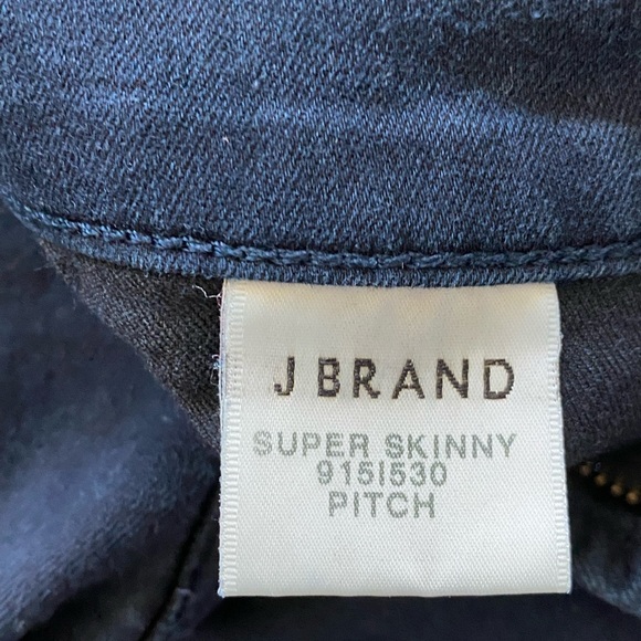 10/$25 JBrand// skinny jeggings, size 29 - Picture 3 of 5